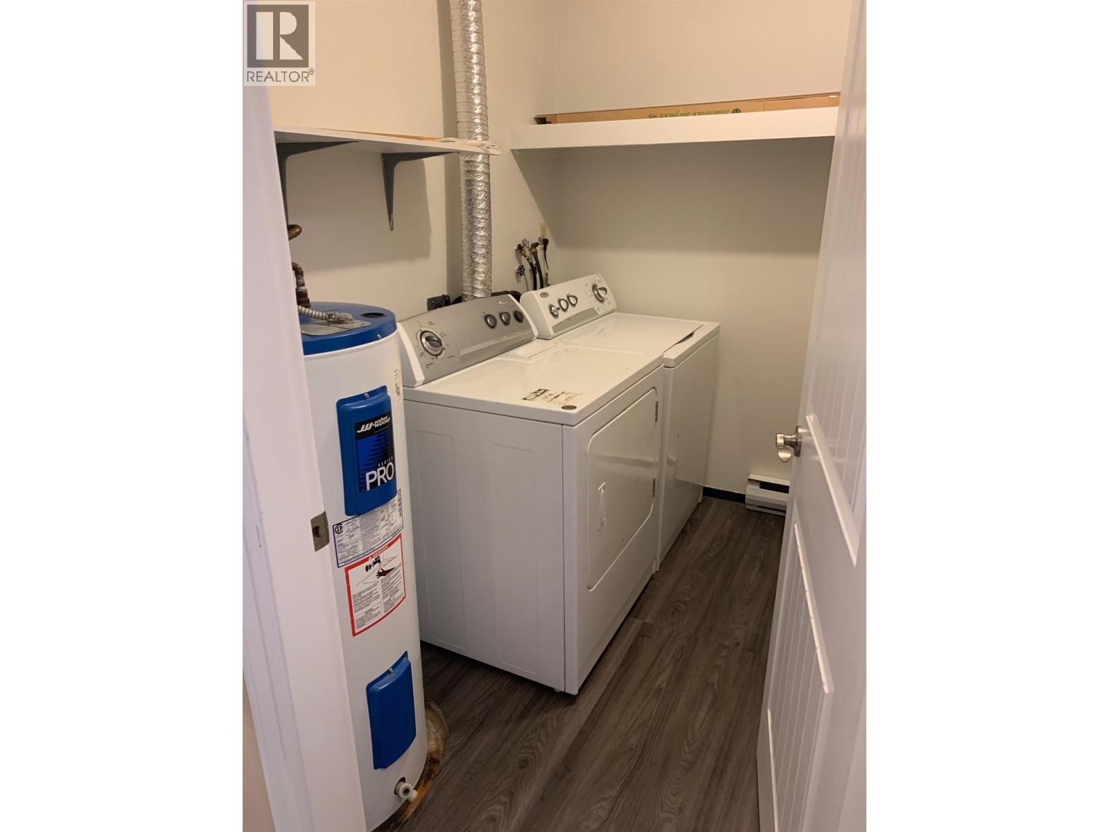 301 9125 Capella Drive, Burnaby, British Columbia  V3J 7K3 - Photo 12 - R3074871