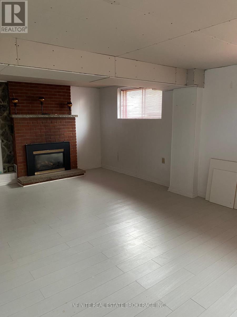 122 Parkview Drive, Orangeville, Ontario  L9W 3J3 - Photo 16 - W12475005