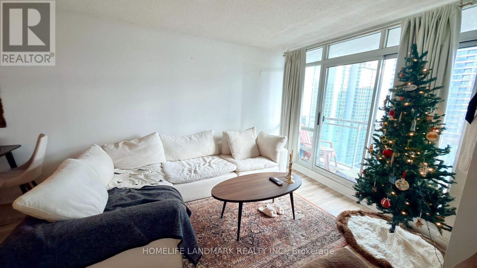 2612 - 397 Front Street W, Toronto, Ontario  M5V 3S1 - Photo 2 - C12649044