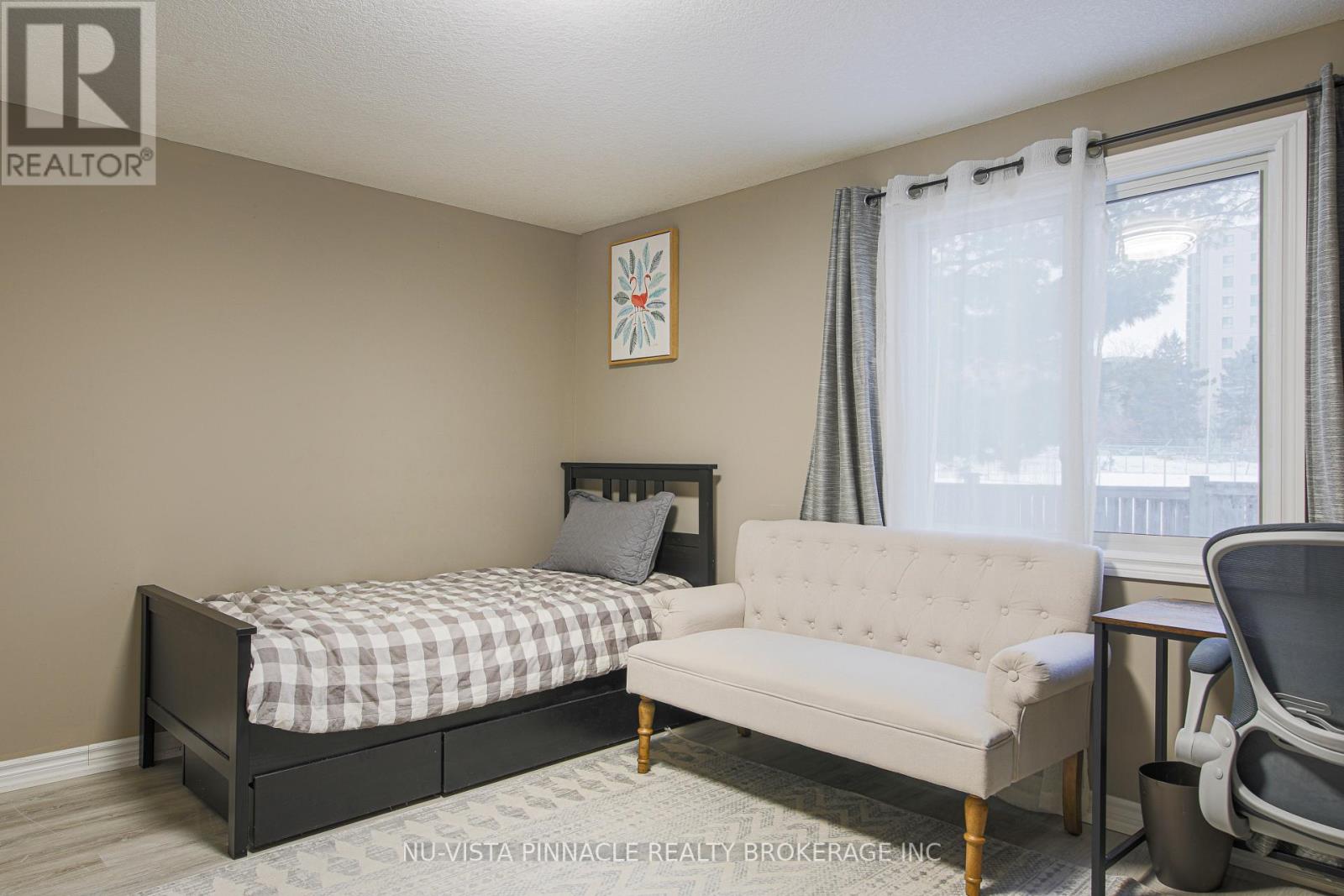 51 - 43 Capulet Walk, London North, Ontario  N6H 5V5 - Photo 10 - X12649062