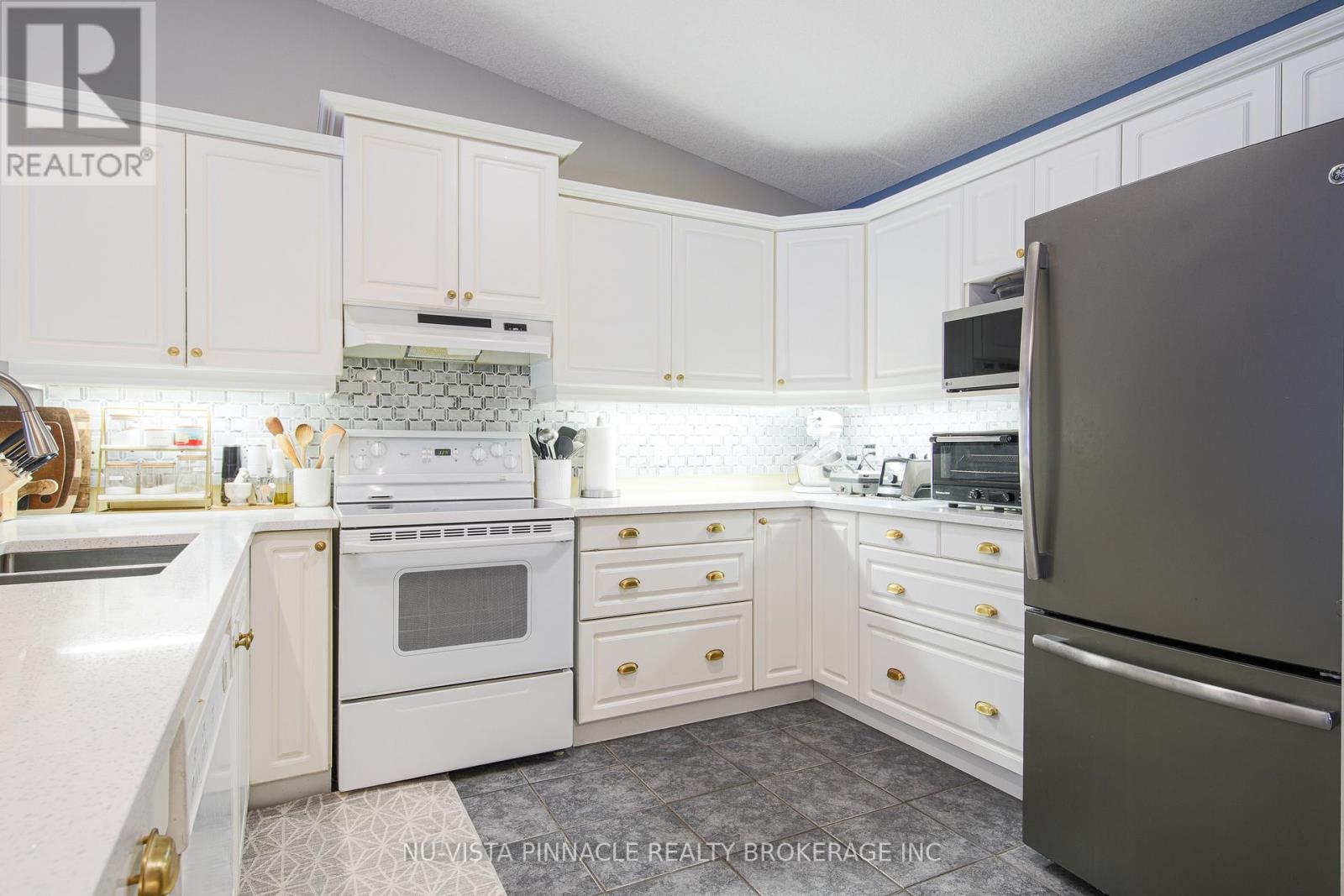 51 - 43 Capulet Walk, London North, Ontario  N6H 5V5 - Photo 4 - X12649062