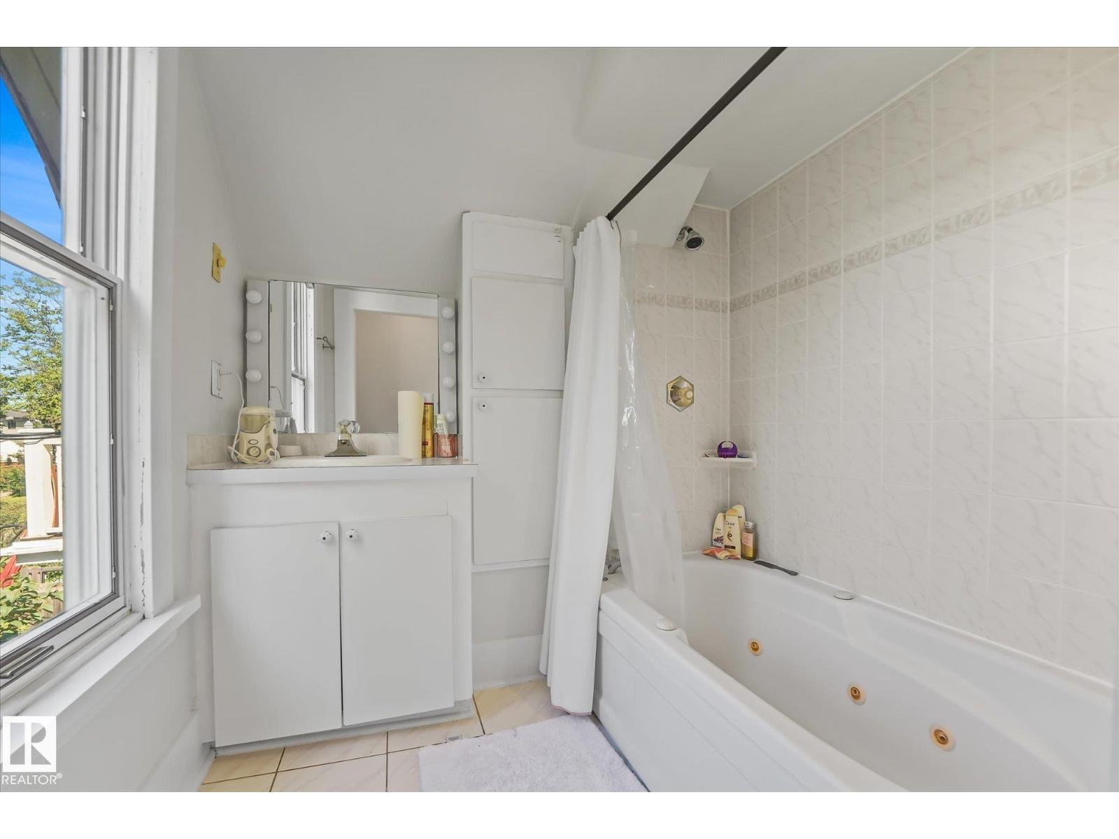 10838 126 St Nw, Edmonton, Alberta  T5M 0P1 - Photo 17 - E4468114