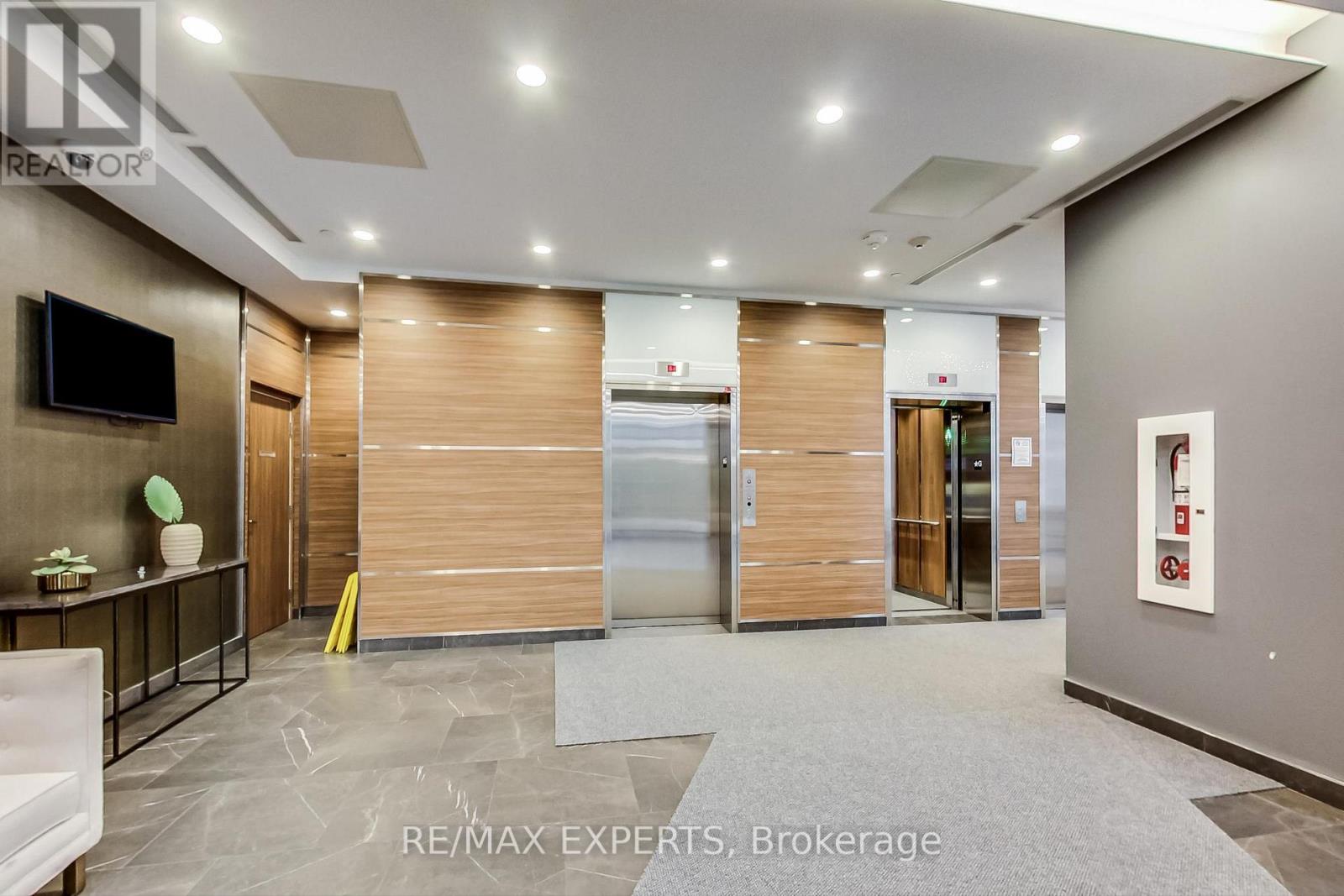 1111 - 56 Forest Manor Road, Toronto, Ontario  M2J 1M6 - Photo 13 - C12649050