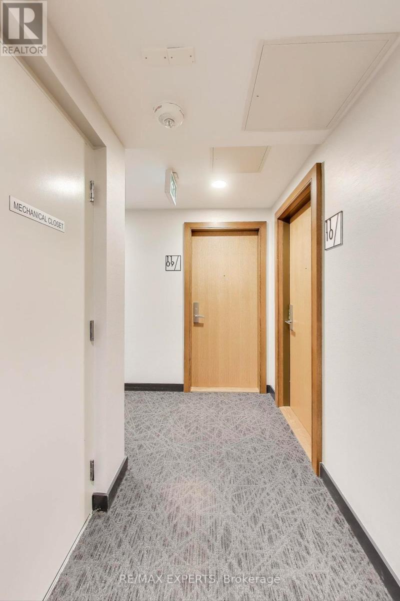 1111 - 56 Forest Manor Road, Toronto, Ontario  M2J 1M6 - Photo 16 - C12649050