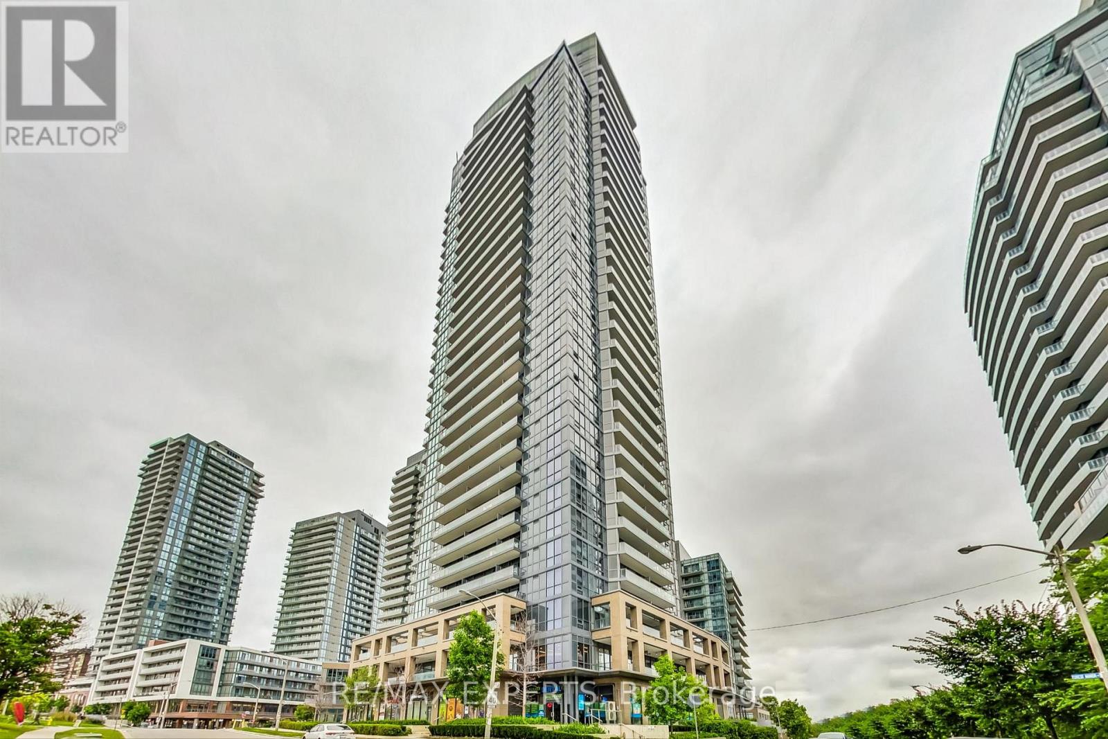 1111 - 56 Forest Manor Road, Toronto, Ontario  M2J 1M6 - Photo 2 - C12649050