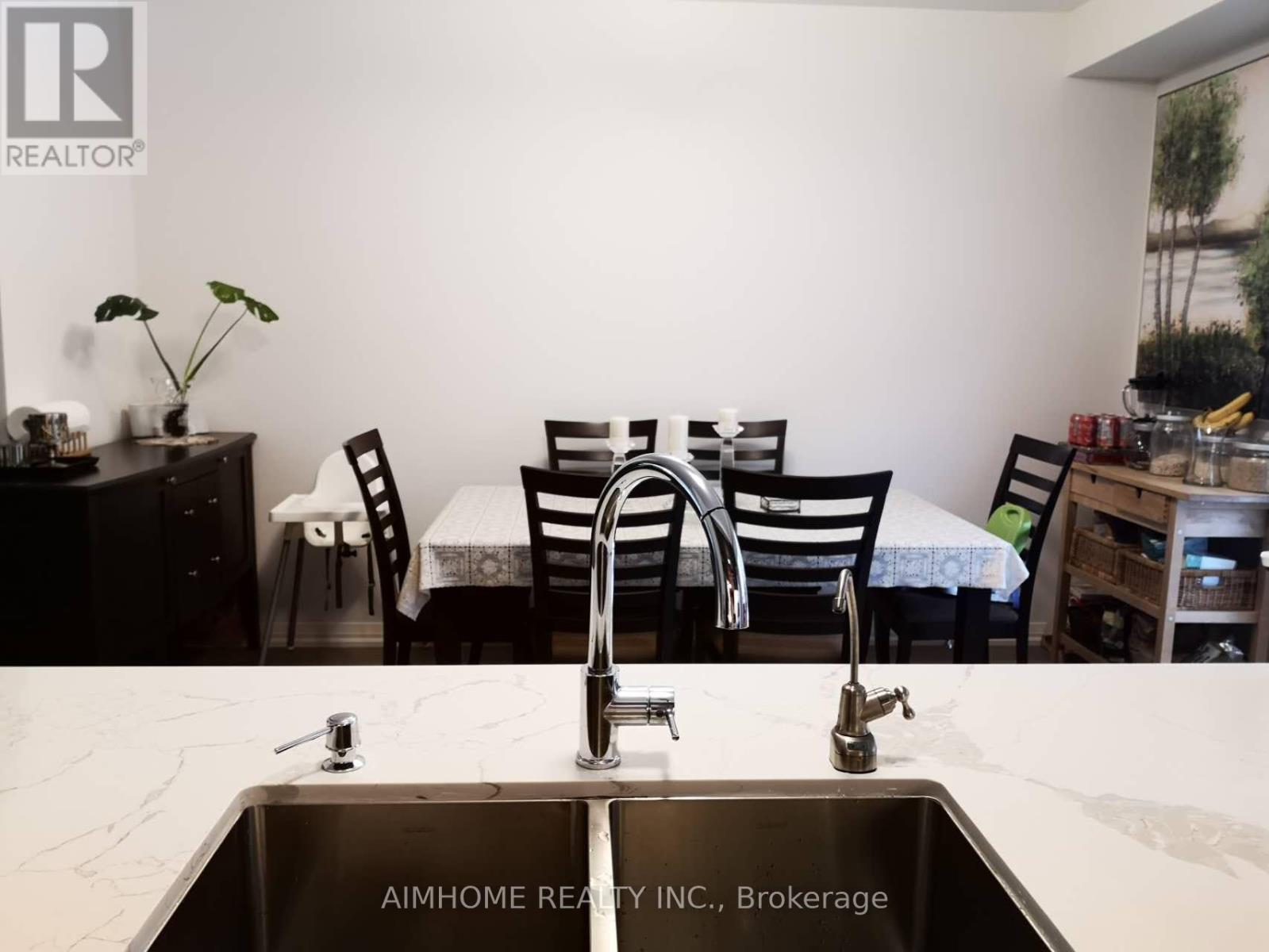 14 Canner Court, Vaughan, Ontario  L6A 5B4 - Photo 11 - N12649052