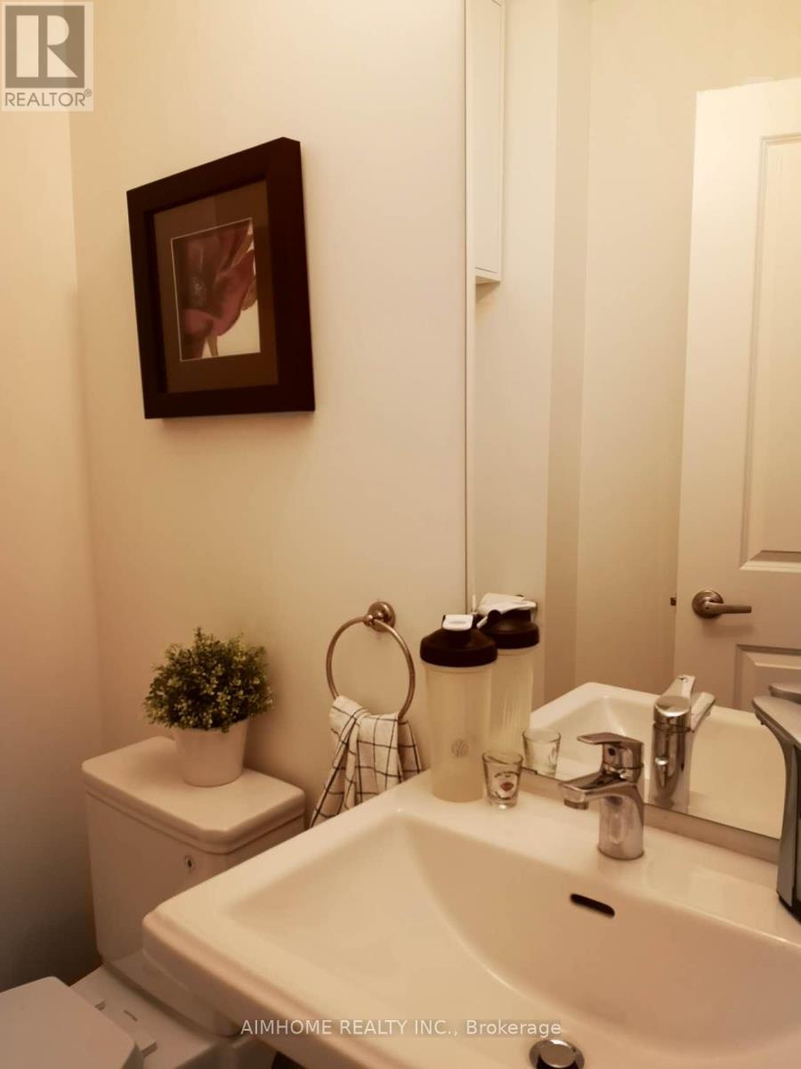 14 Canner Court, Vaughan, Ontario  L6A 5B4 - Photo 8 - N12649052