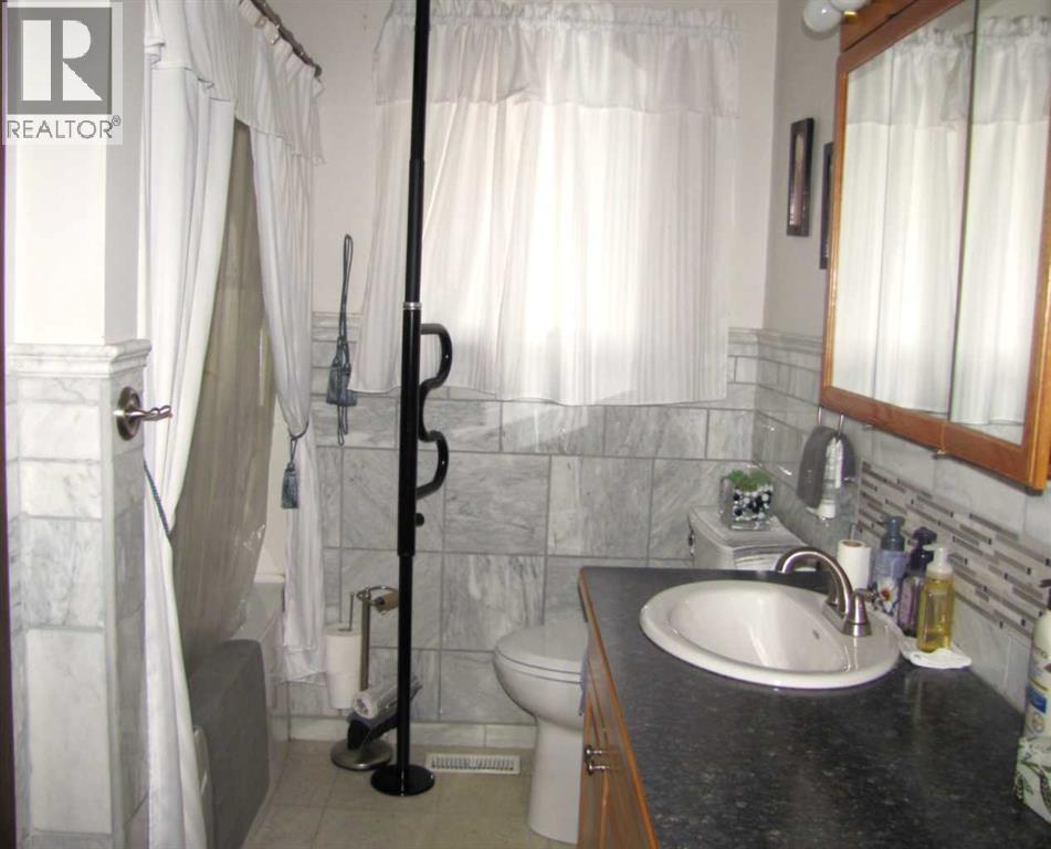 509 2 Street N, Vauxhall, Alberta  T0K 2K0 - Photo 18 - A2275140