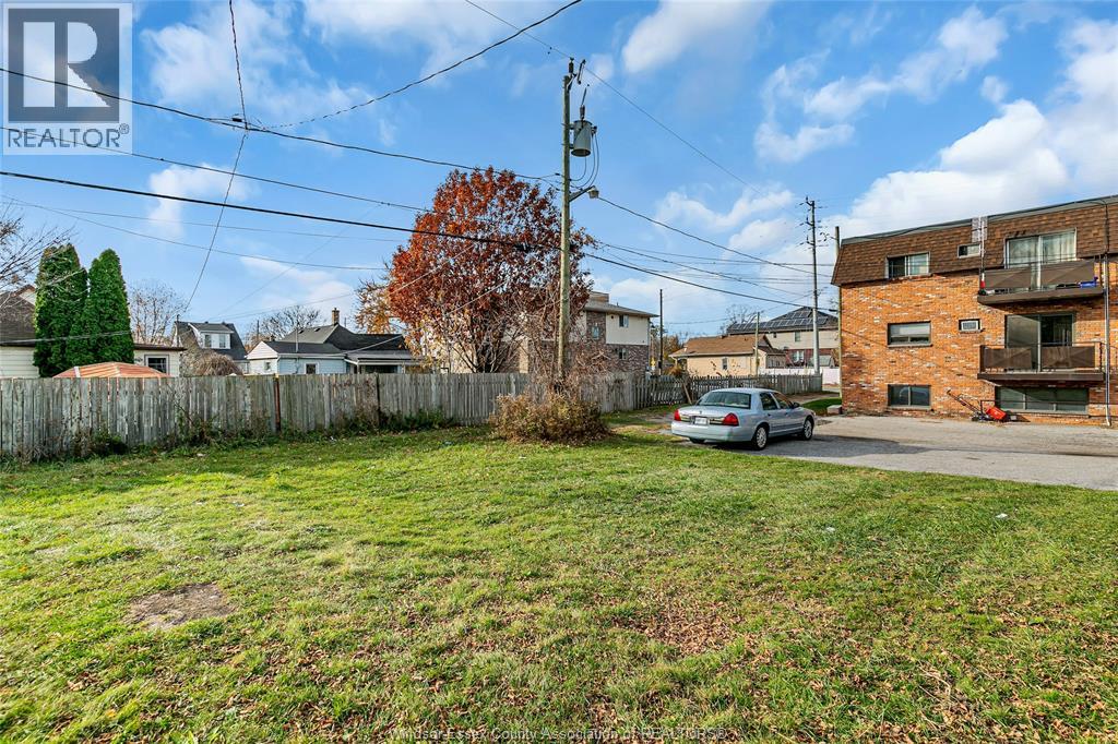 915 Josephine, Windsor, Ontario  N9B 2L4 - Photo 25 - 25032008