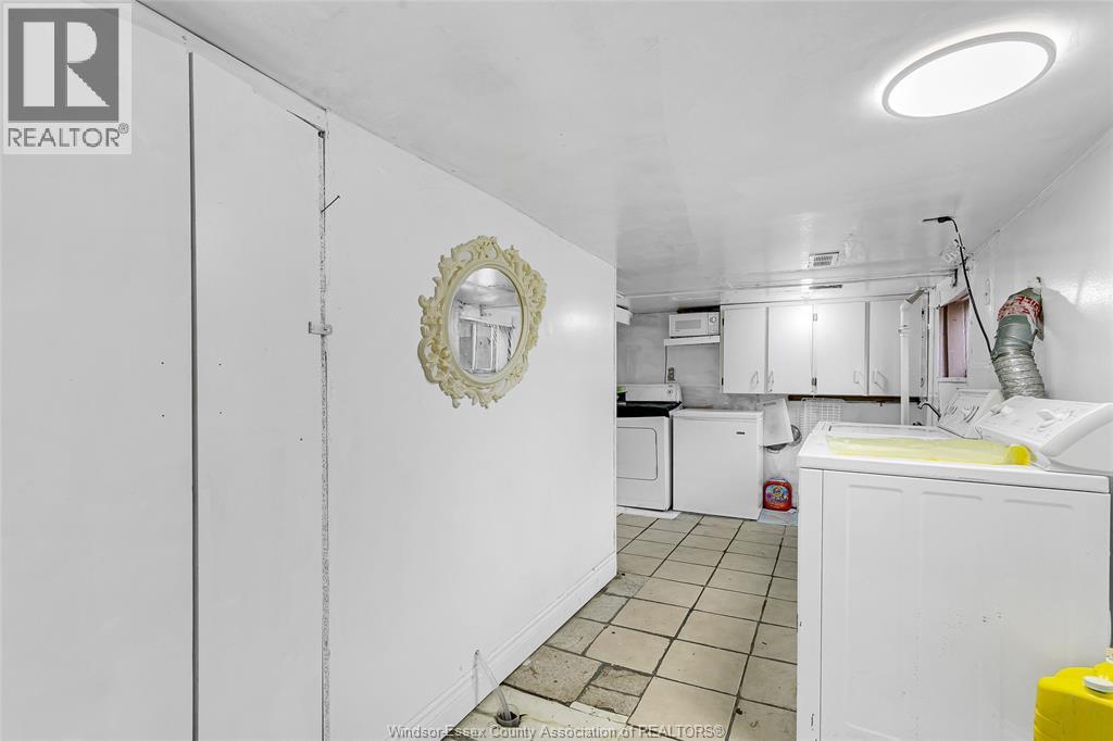 915 Josephine Unit# Upper, Windsor, Ontario  N9B 2L4 - Photo 18 - 25032005