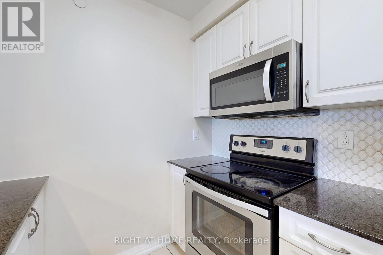 610 - 741 Sheppard Avenue W, Toronto, Ontario  M3H 0C9 - Photo 20 - C12649080