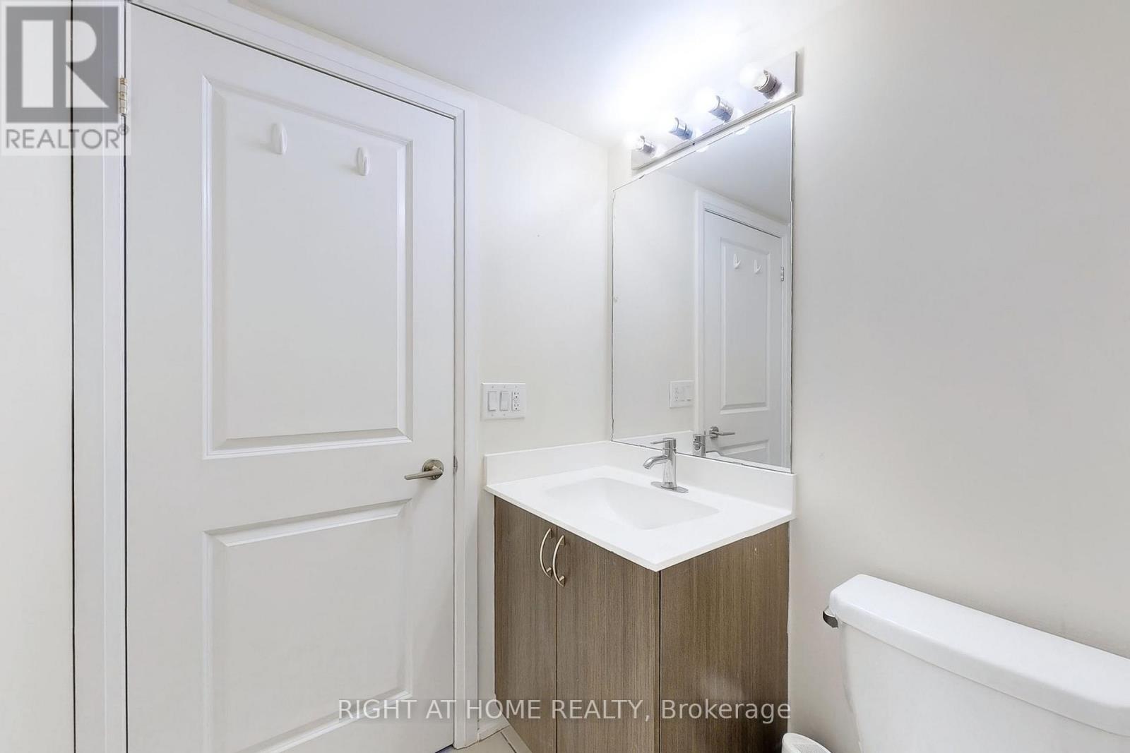 610 - 741 Sheppard Avenue W, Toronto, Ontario  M3H 0C9 - Photo 28 - C12649080