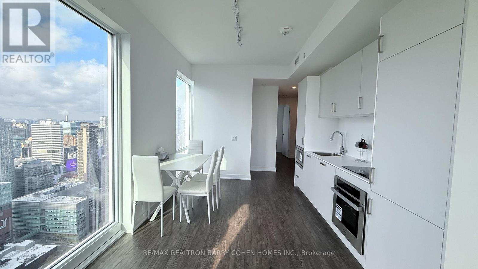 4910 - 88 Queen Street E, Toronto, Ontario  M5C 0B6 - Photo 5 - C12649082