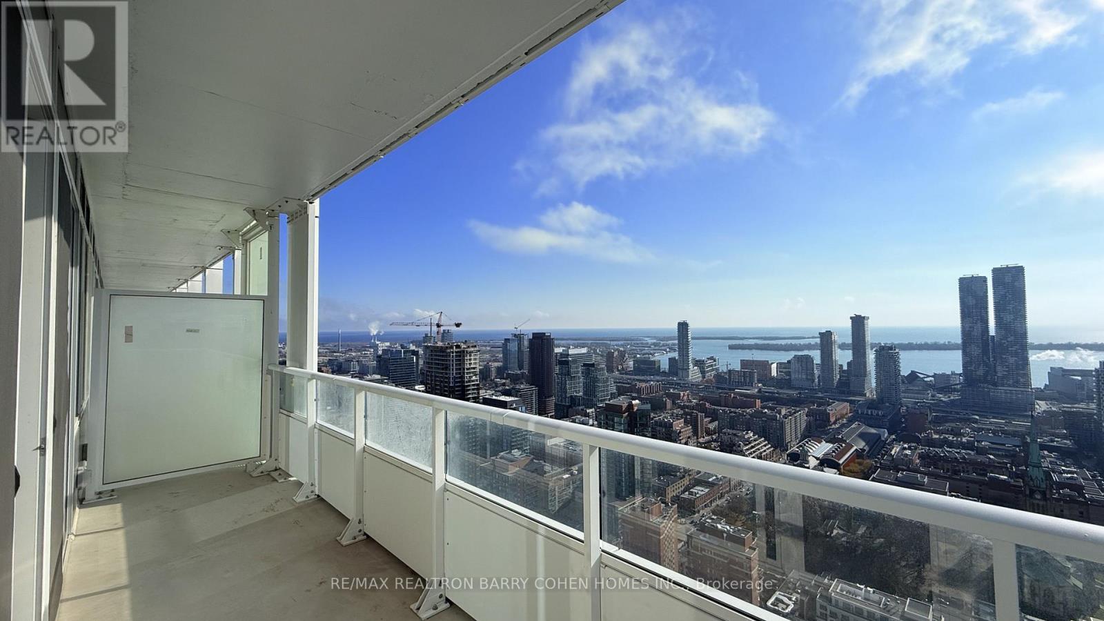 4910 - 88 Queen Street E, Toronto, Ontario  M5C 0B6 - Photo 8 - C12649082