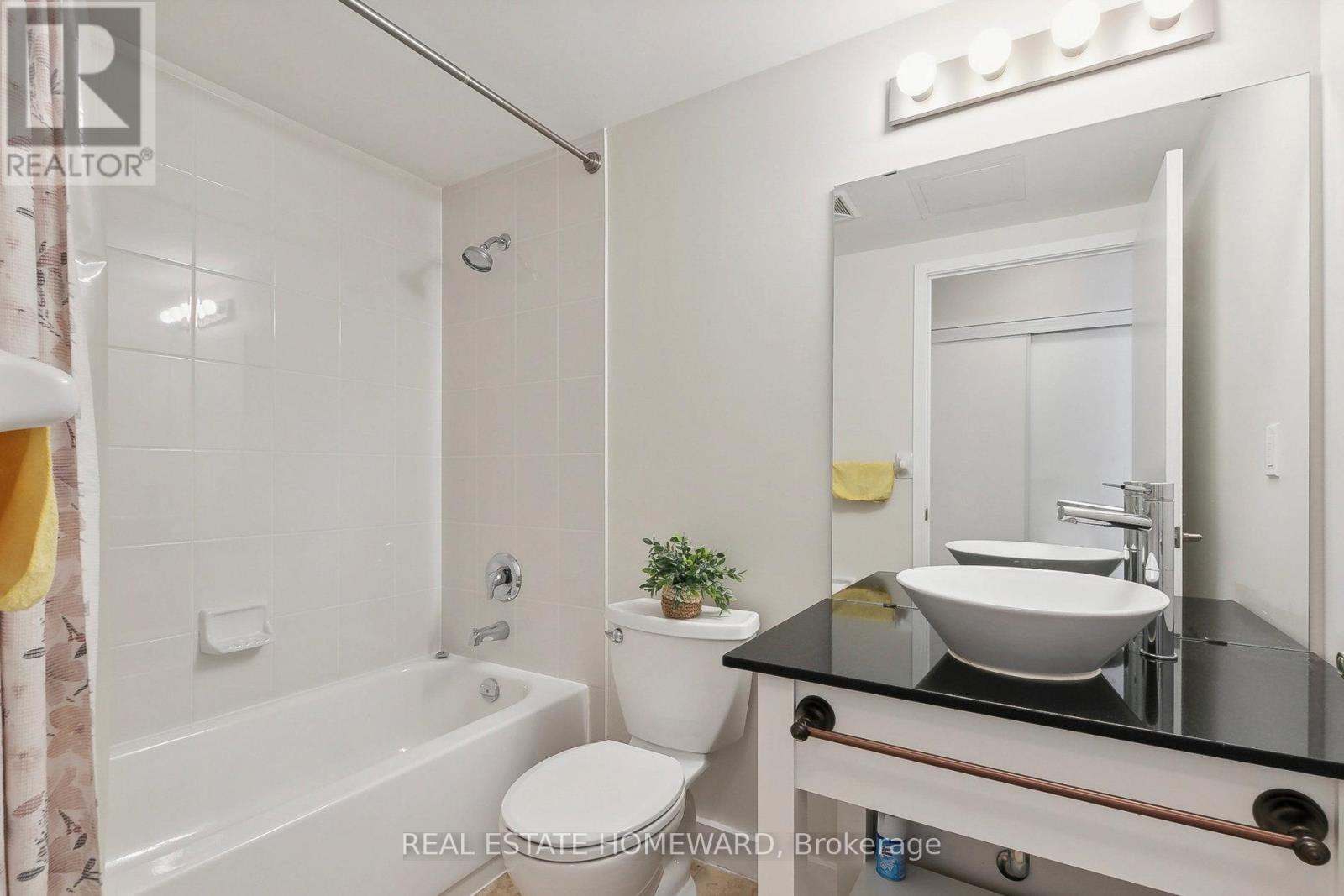 309 - 601 Kingston Road, Toronto, Ontario  M4E 3Y2 - Photo 10 - E12649066