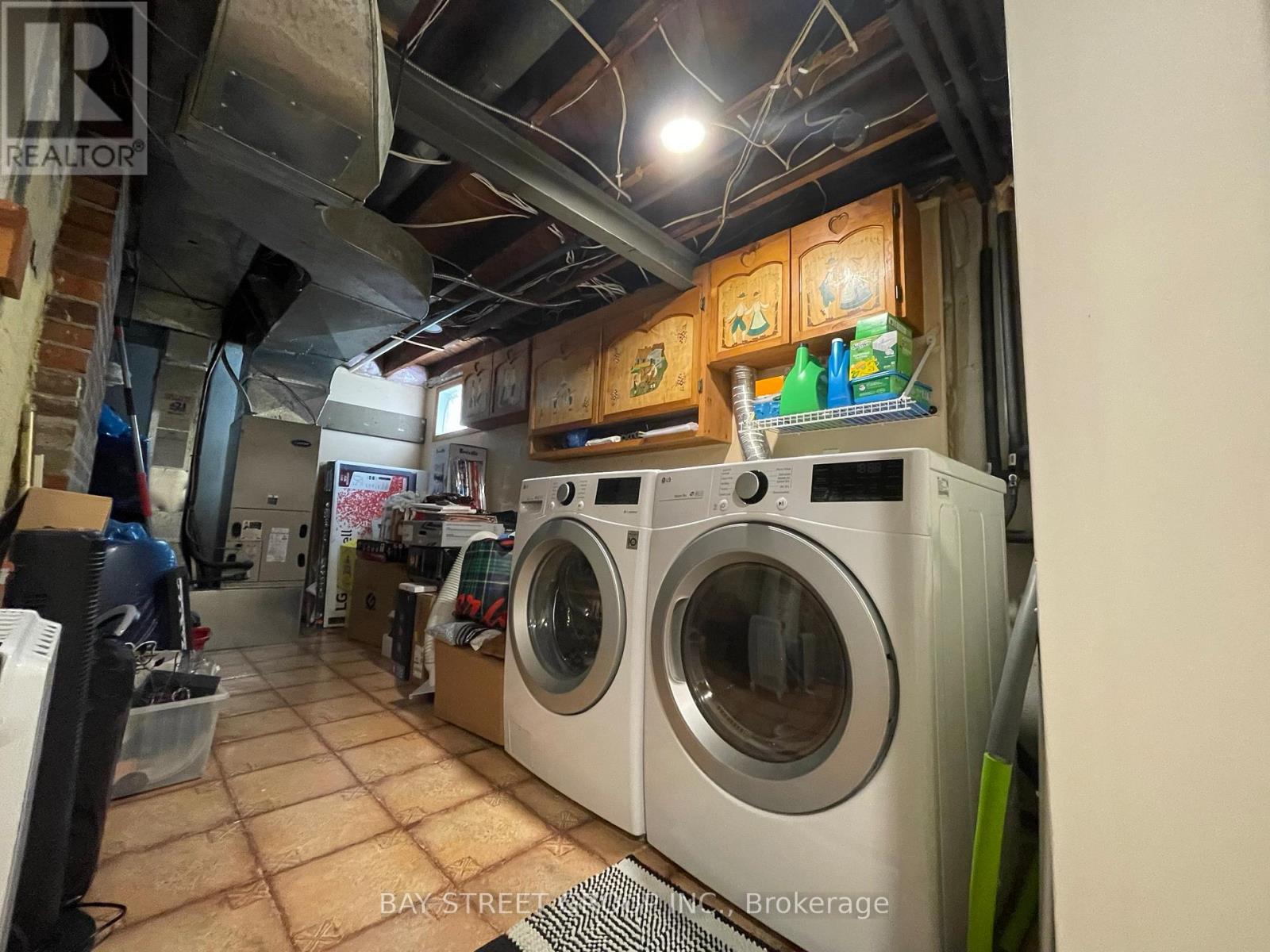 103 Uno Drive, Toronto, Ontario  M8Z 3P2 - Photo 23 - W12649086