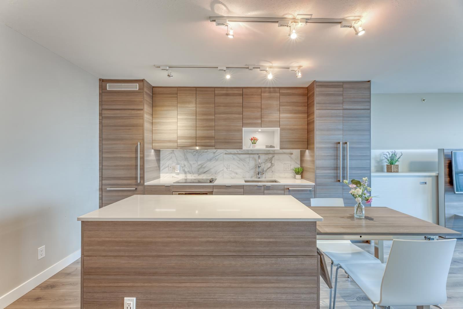 2003 13398 104 Avenue, Surrey, British Columbia  V3T 1V6 - Photo 4 - R3074812