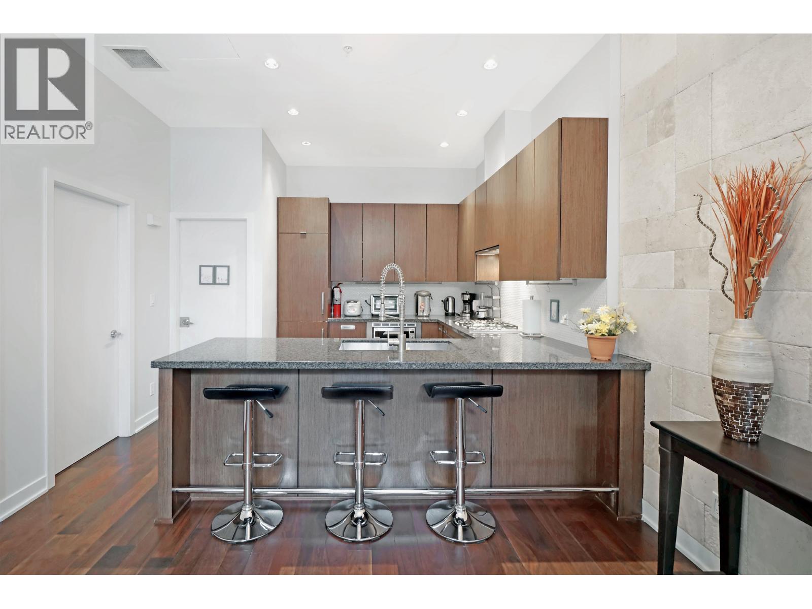 1045 Richards Street, Vancouver, British Columbia  V6B 0C2 - Photo 7 - R3074866