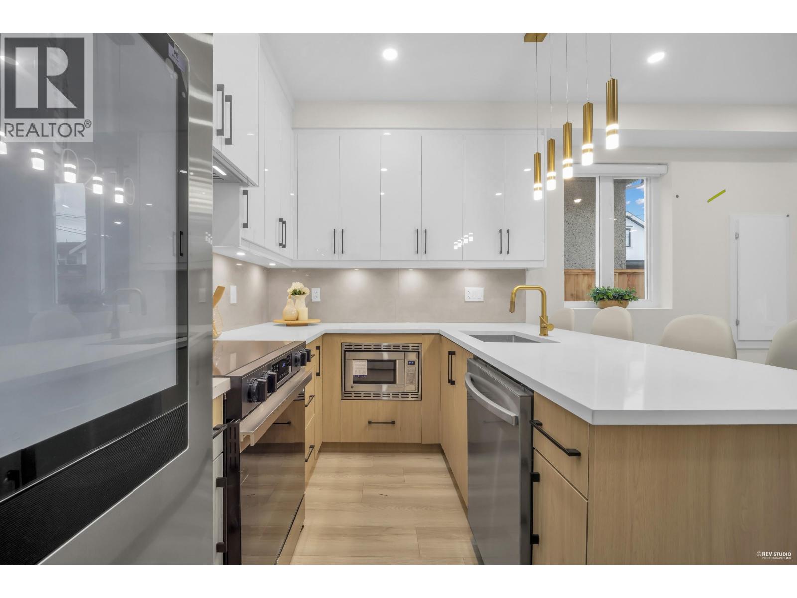 3 1577 E 58th Avenue, Vancouver, British Columbia  V5P 2C1 - Photo 8 - R3074119