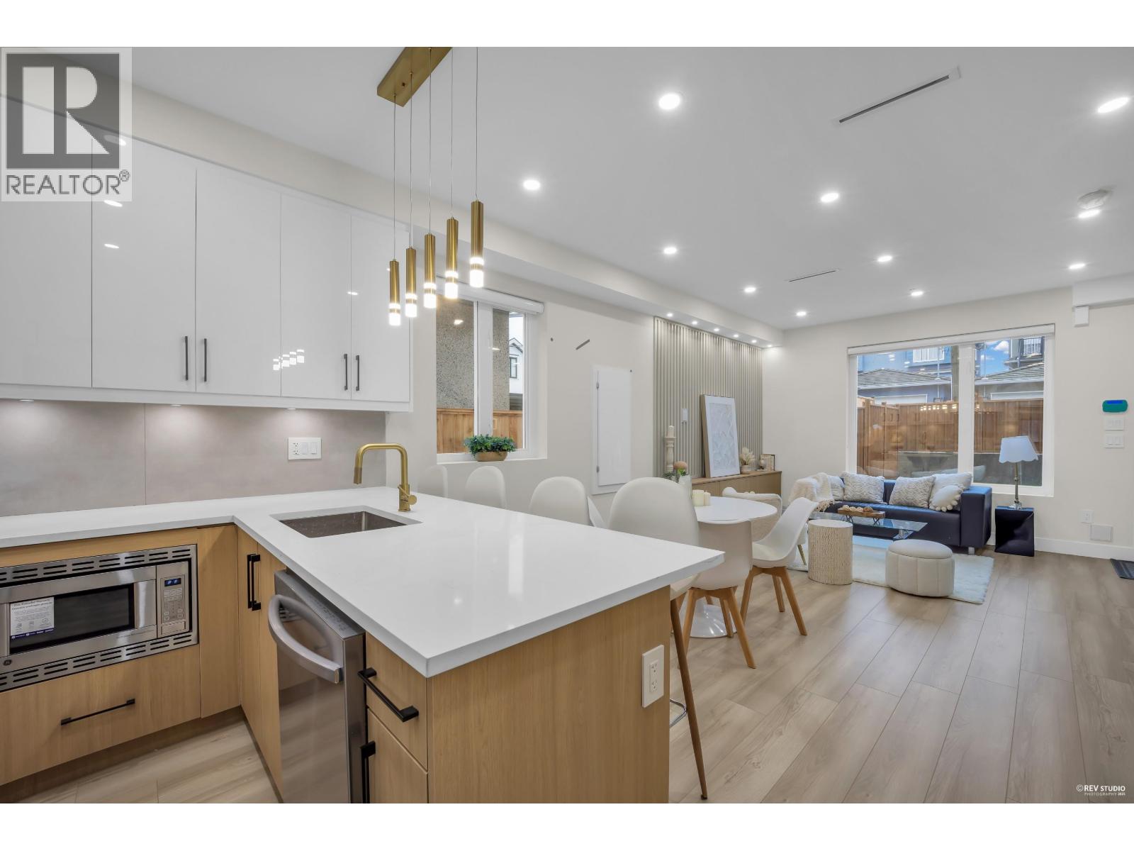 3 1577 E 58th Avenue, Vancouver, British Columbia  V5P 2C1 - Photo 7 - R3074119