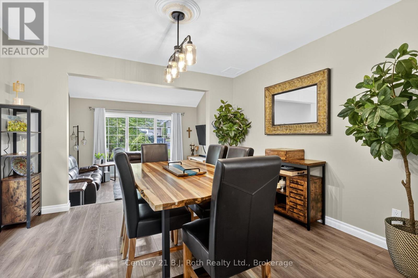 83 Wozniak Road, Penetanguishene, Ontario  L9M 1W6 - Photo 15 - S12418651