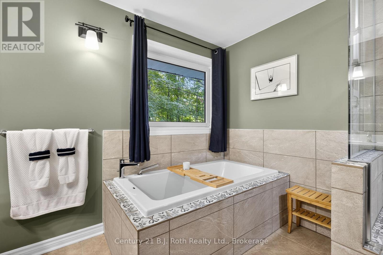 83 Wozniak Road, Penetanguishene, Ontario  L9M 1W6 - Photo 25 - S12418651