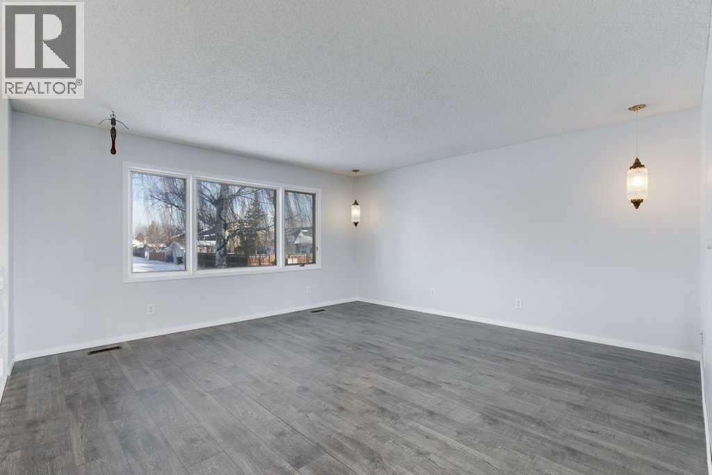 5501 58 Street, Olds, Alberta  T4H 1J9 - Photo 4 - A2275485