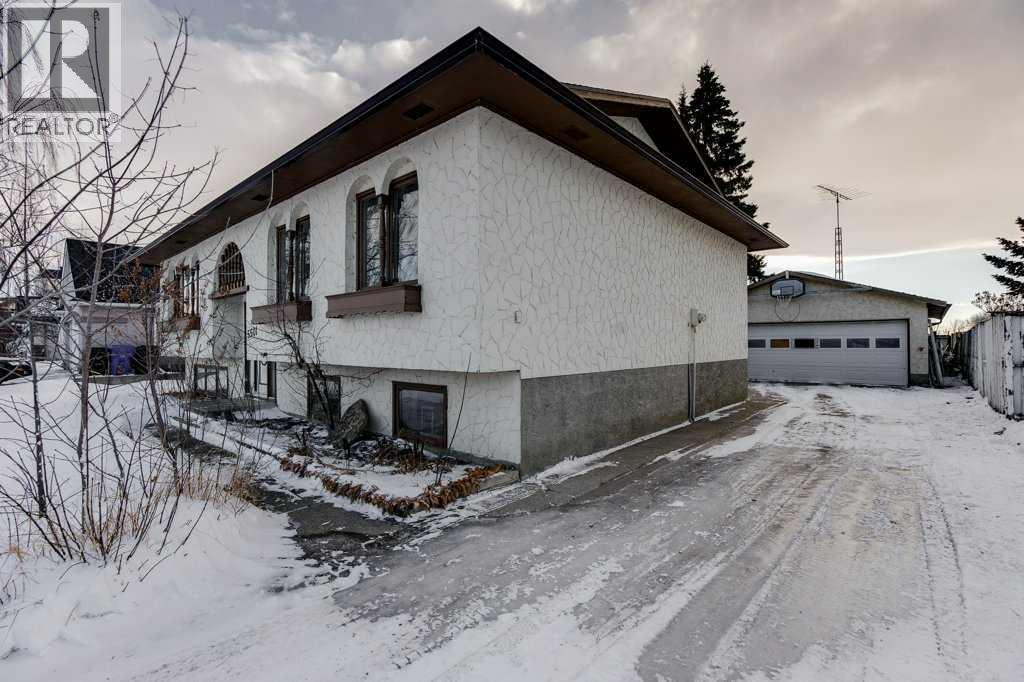 5501 58 Street, Olds, Alberta  T4H 1J9 - Photo 2 - A2275485