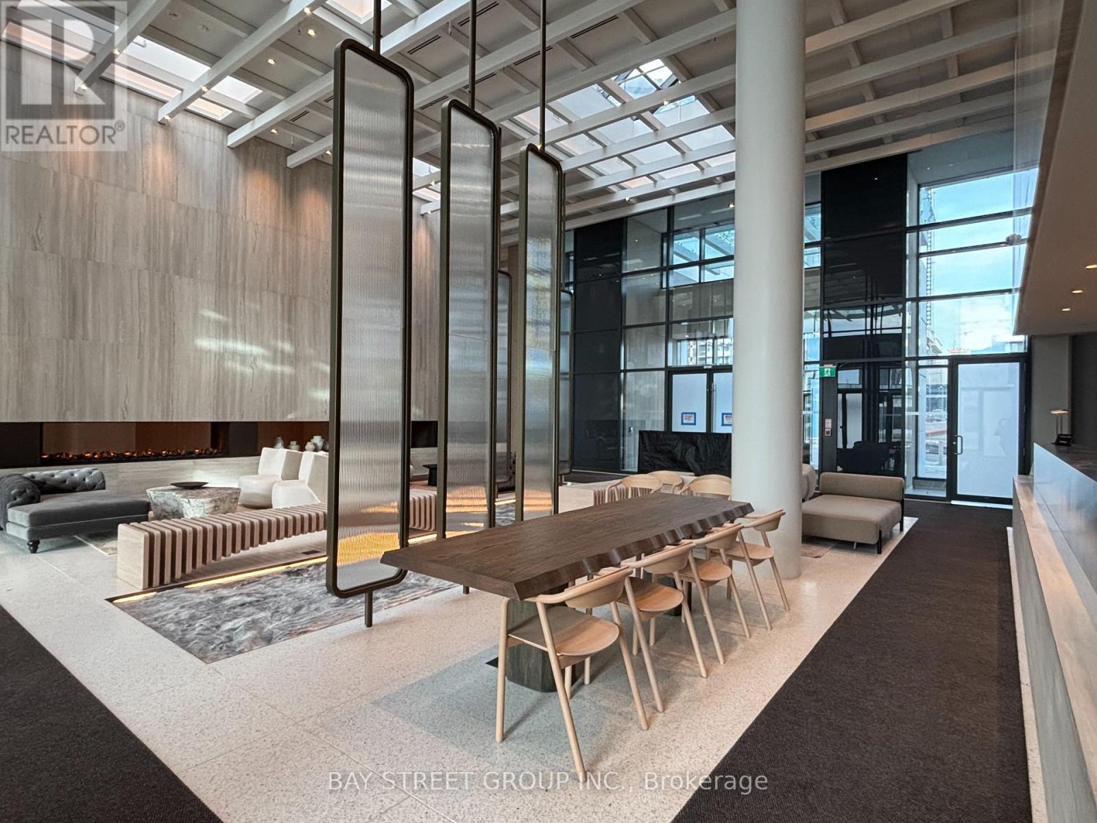 1911 - 195 Commerce Street, Vaughan, Ontario  L4K 0P9 - Photo 6 - N12568792