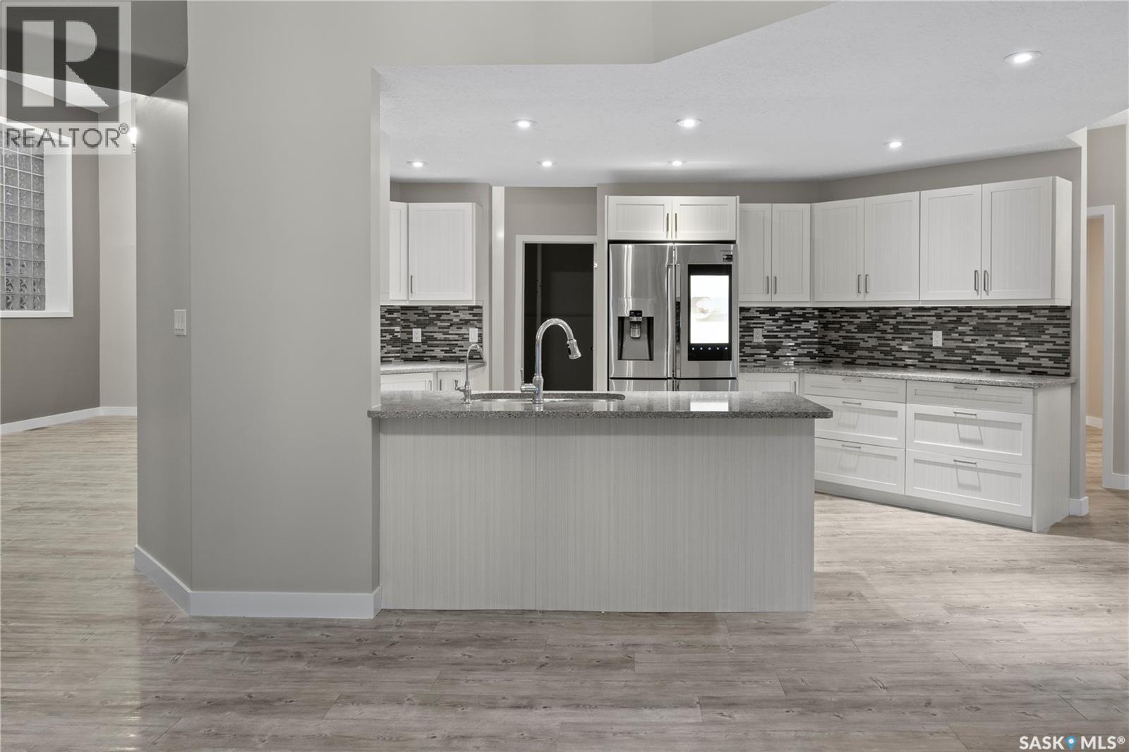 5006 Wascana Vista Court, Regina, Saskatchewan  S4V 2S2 - Photo 19 - SK025836