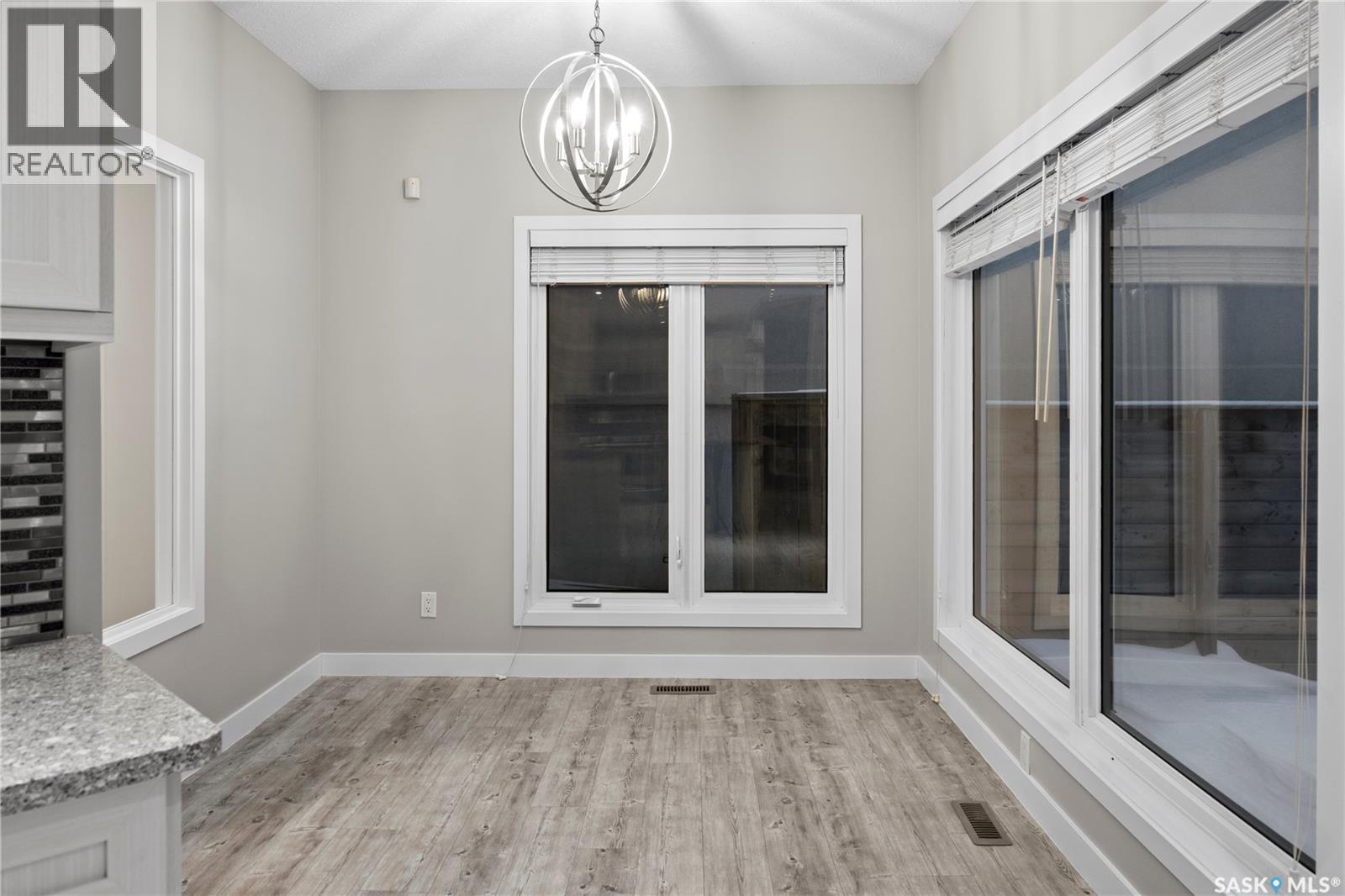 5006 Wascana Vista Court, Regina, Saskatchewan  S4V 2S2 - Photo 18 - SK025836