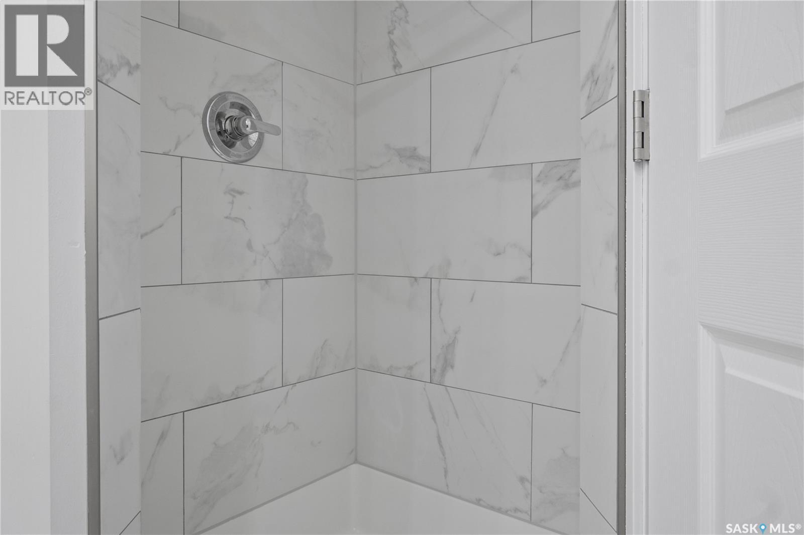 5006 Wascana Vista Court, Regina, Saskatchewan  S4V 2S2 - Photo 38 - SK025836