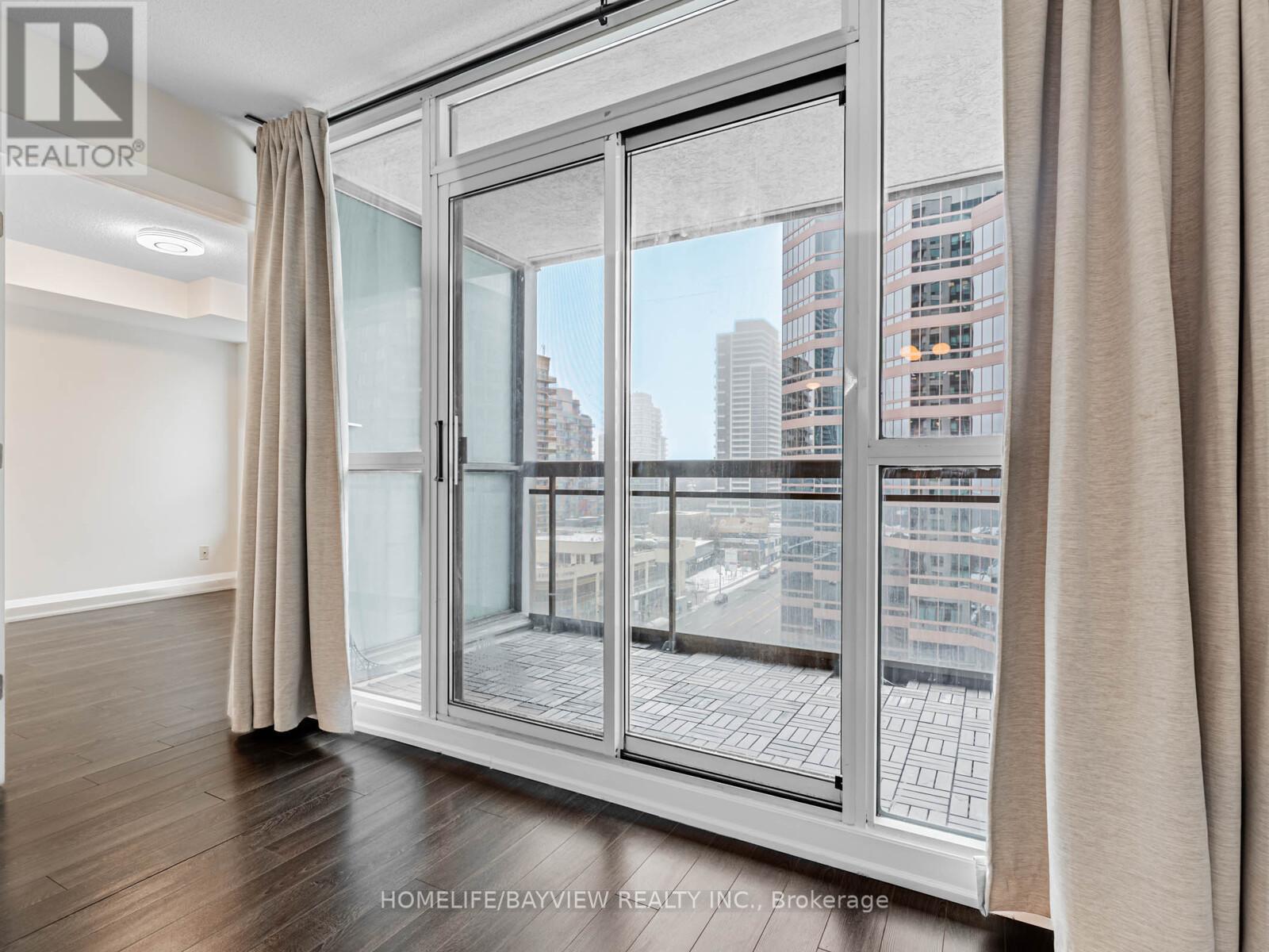 1015 - 18 Parkview Avenue, Toronto, Ontario  M2N 7H7 - Photo 13 - C12649108