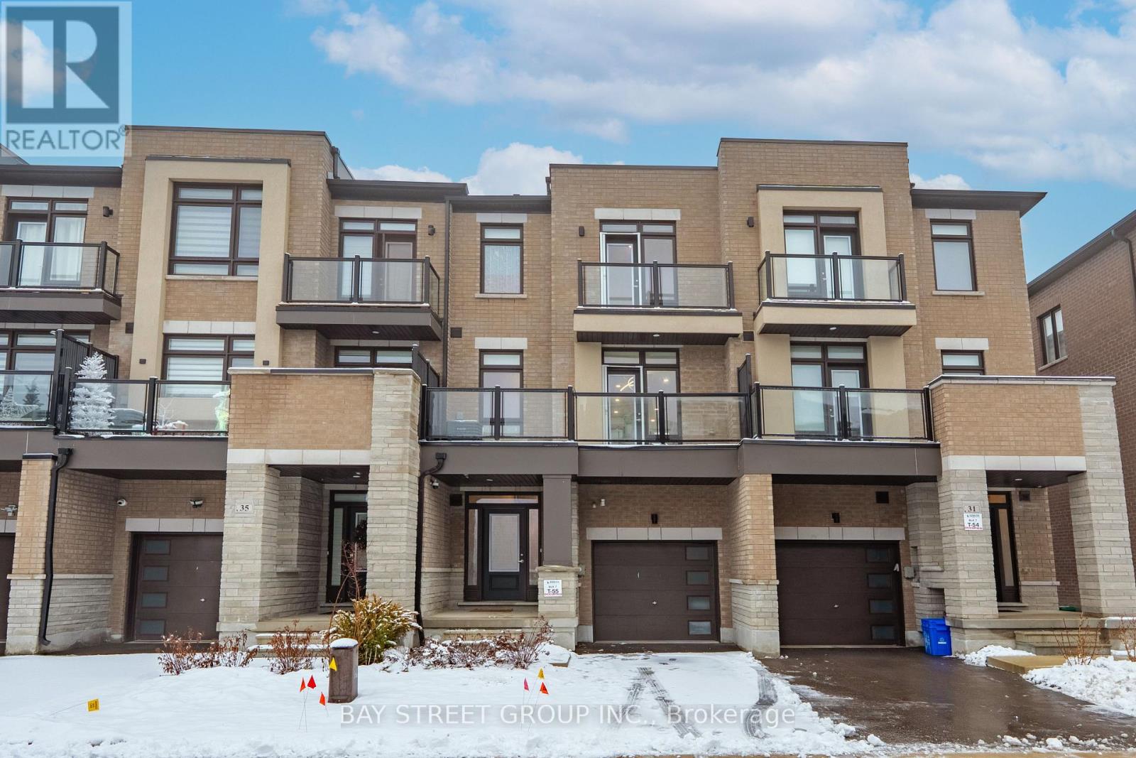 33 RILEY REED LANE, Richmond Hill, Ontario