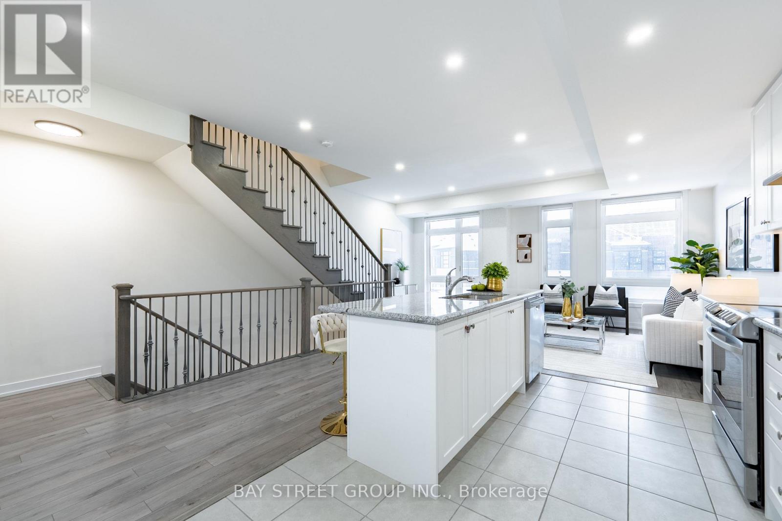 33 Riley Reed Lane, Richmond Hill, Ontario  L4S 0M3 - Photo 9 - N12649088