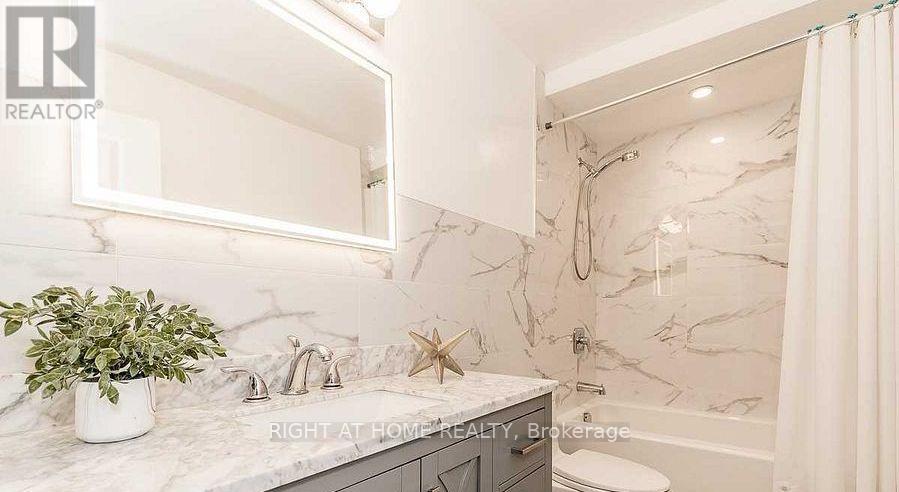 Main Floor - 3361 Weston Road, Toronto, Ontario  M9M 2V6 - Photo 11 - W12649092