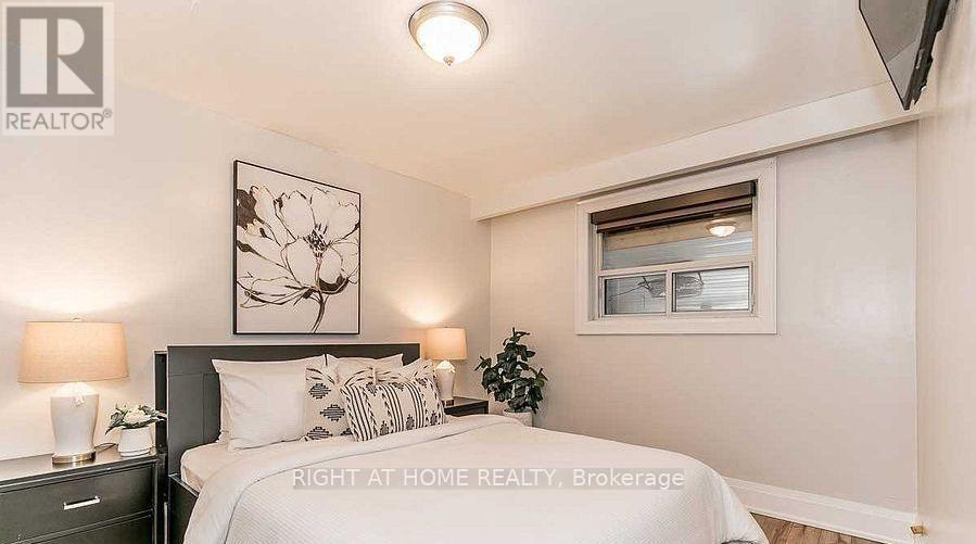 Main Floor - 3361 Weston Road, Toronto, Ontario  M9M 2V6 - Photo 13 - W12649092