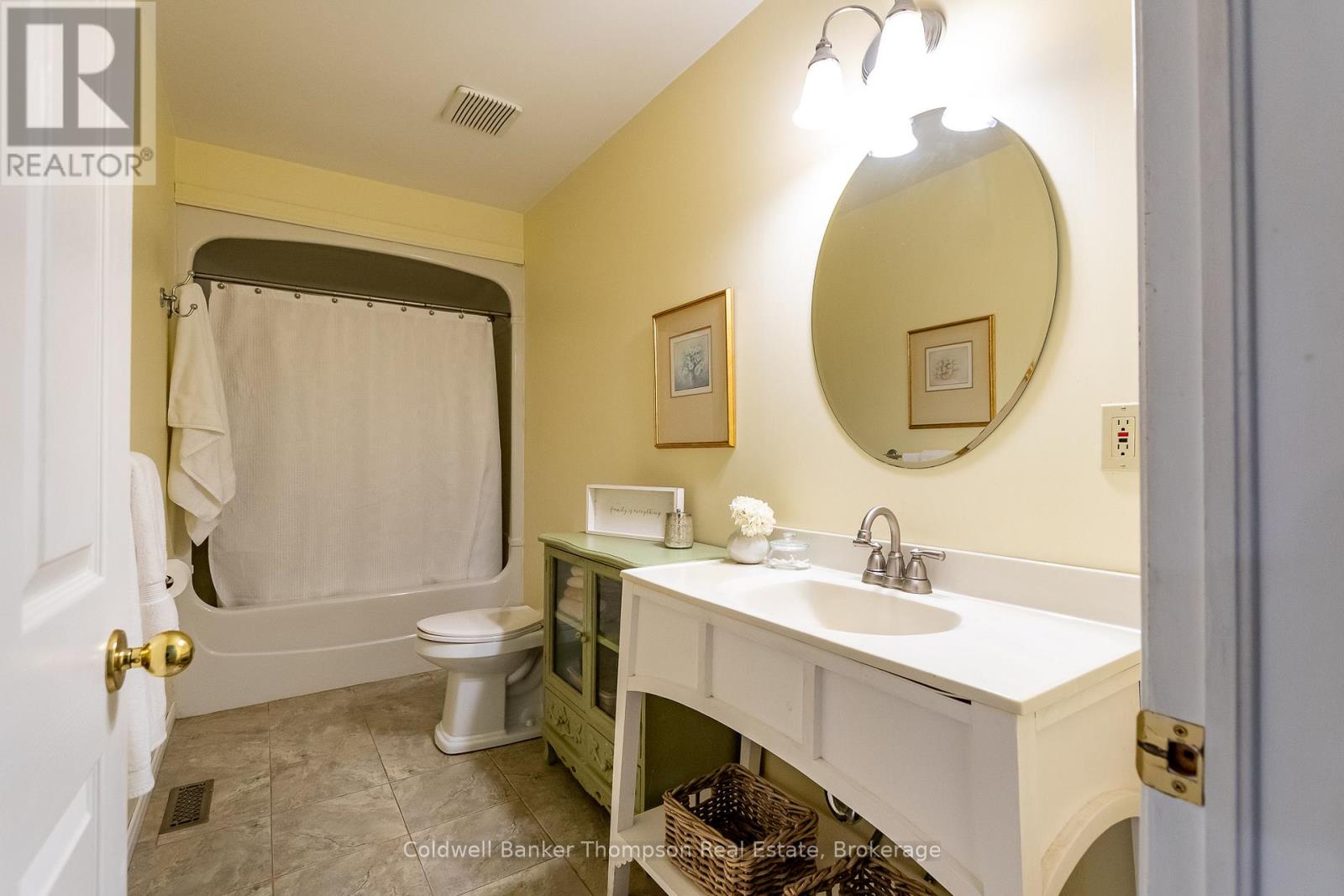 22 Jenner Court, Huntsville, Ontario  P0B 1L0 - Photo 18 - X12649126