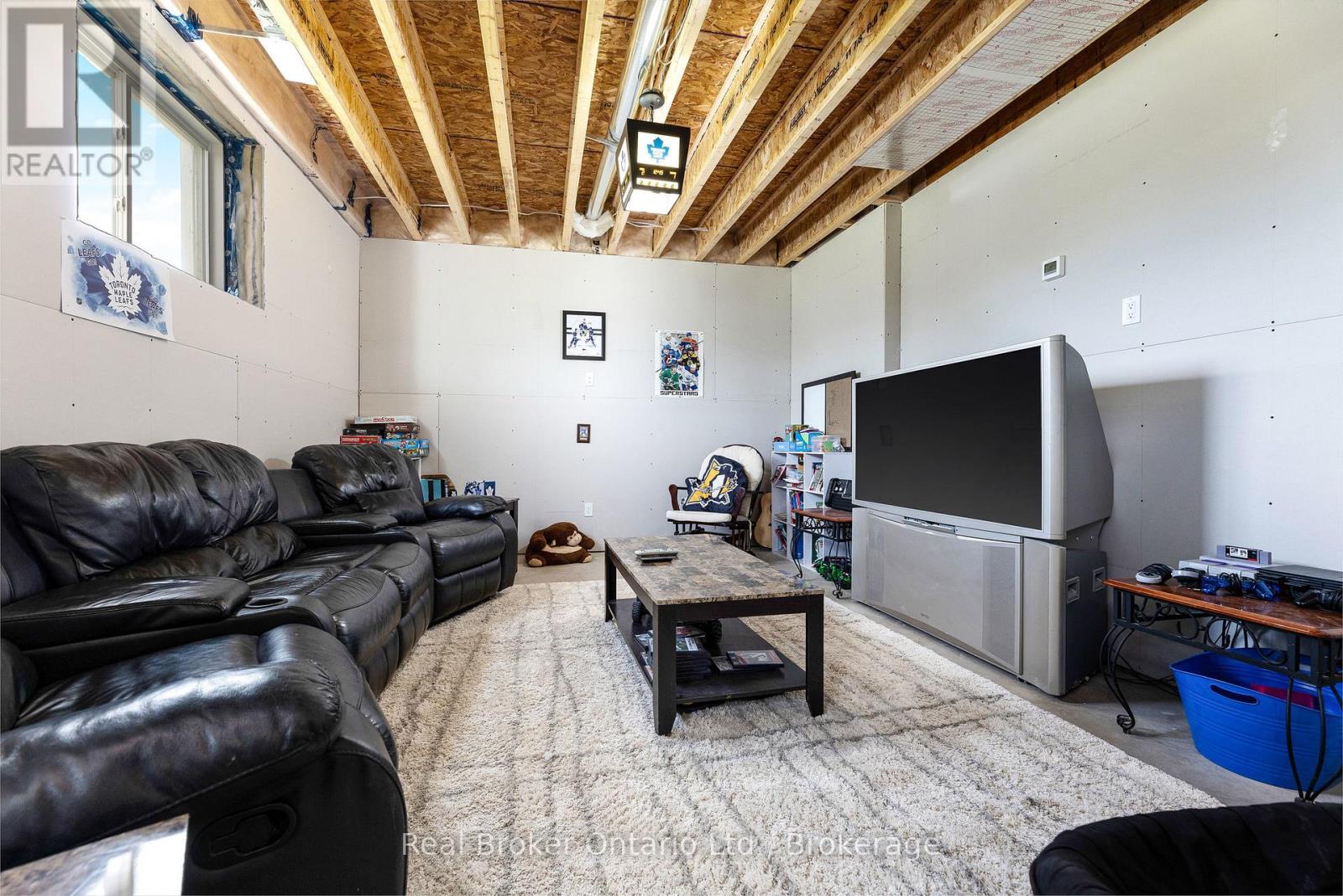 142401 15 Side Road, East Garafraxa, Ontario  L9W 7K9 - Photo 33 - X12649130