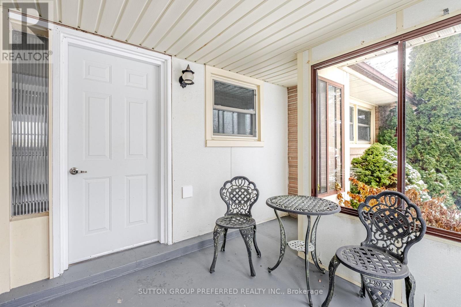 1697 Moffatt Avenue, London East, Ontario  N5W 2A2 - Photo 11 - X12649132