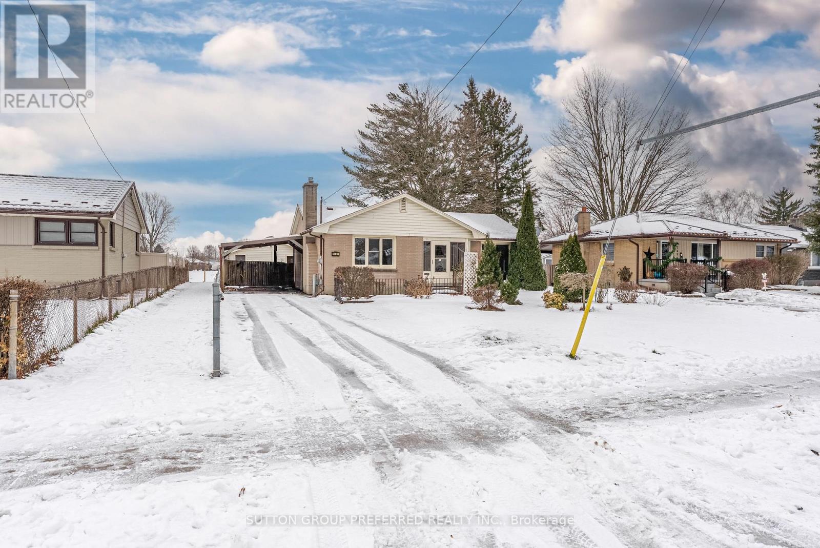 1697 Moffatt Avenue, London East, Ontario  N5W 2A2 - Photo 4 - X12649132