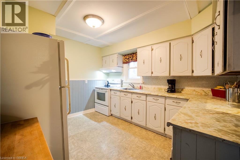 338 Darling Street, Brantford, Ontario  N3S 3Y3 - Photo 4 - 40794732