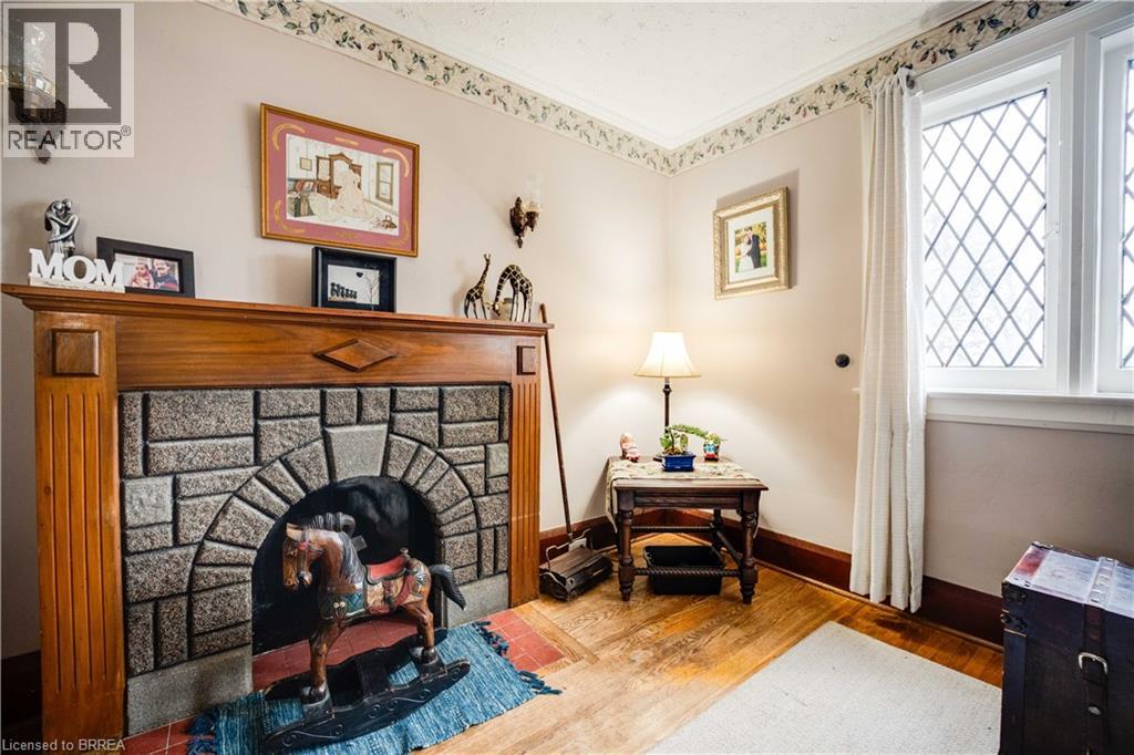 338 Darling Street, Brantford, Ontario  N3S 3Y3 - Photo 7 - 40794732