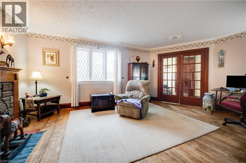 338 Darling Street, Brantford, Ontario  N3S 3Y3 - Photo 8 - 40794732