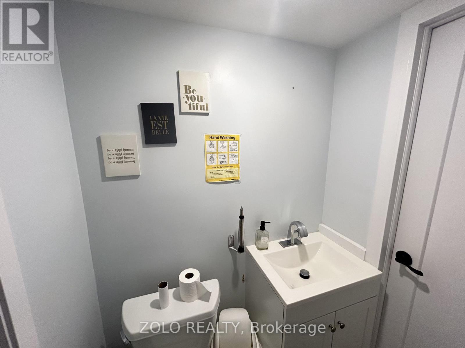 #a - 371 Oakwood Avenue, Toronto, Ontario  M6E 2W1 - Photo 6 - C12484611