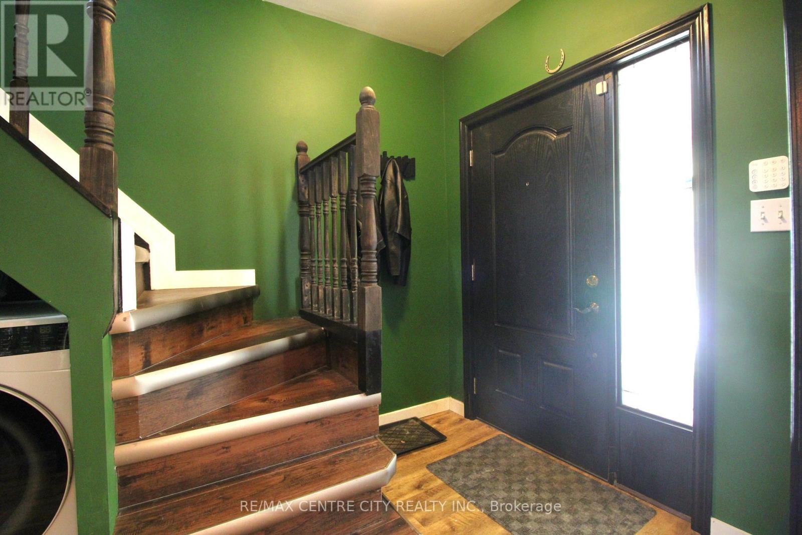 124 Joseph Street, Chatham-Kent, Ontario  N7L 3G9 - Photo 2 - X12649140