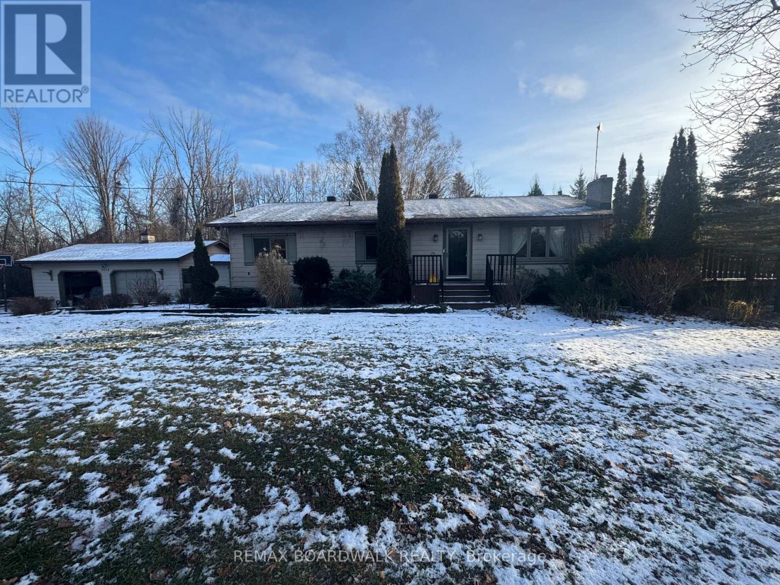 3042 Dangerfield Road W, North Grenville, Ontario  K0G 1J0 - Photo 2 - X12603384