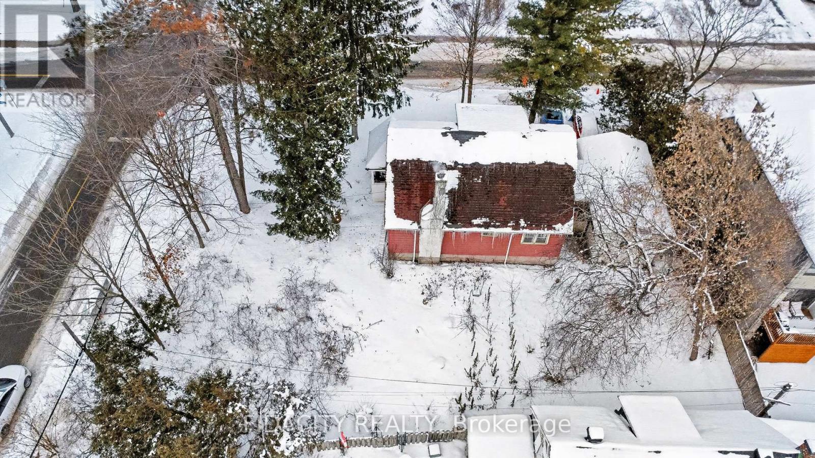 641 Tweedsmuir Avenue, Ottawa, Ontario  K1Z 5P7 - Photo 2 - X12649148