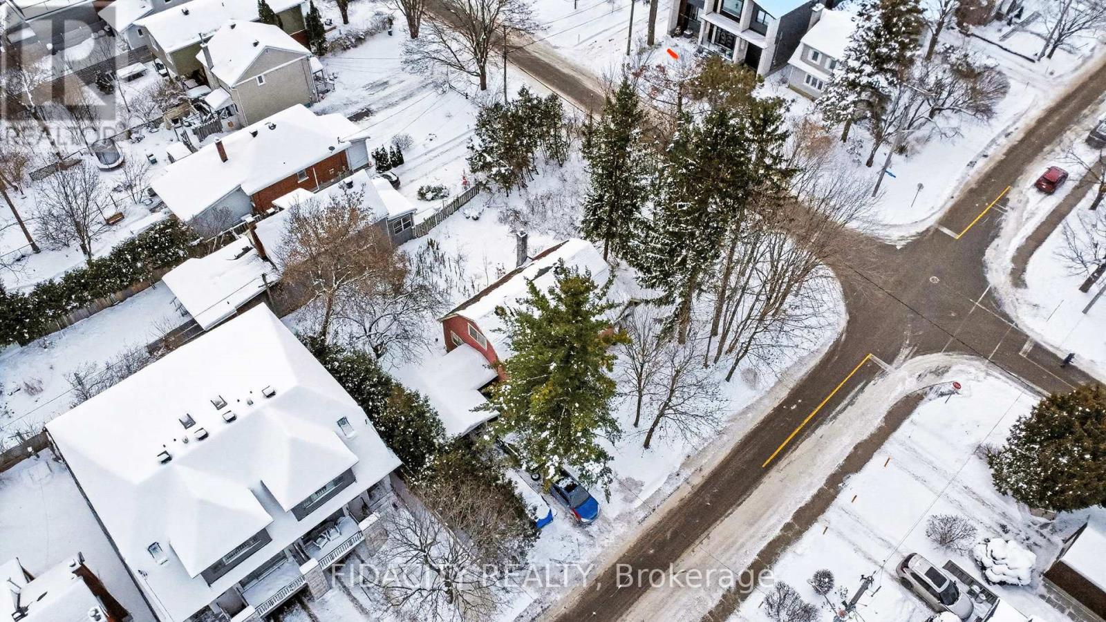 641 Tweedsmuir Avenue, Ottawa, Ontario  K1Z 5P7 - Photo 7 - X12649148