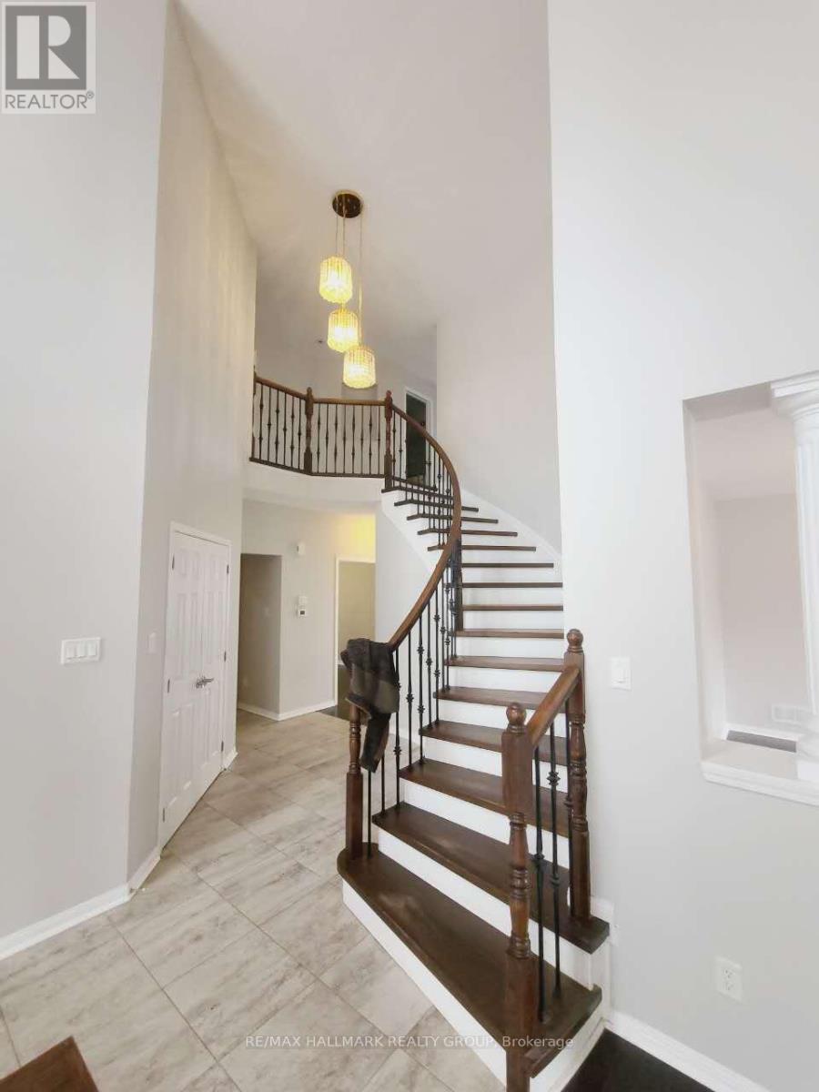 248 Huntsville Drive, Ottawa, Ontario  K2T 0C3 - Photo 4 - X12649150